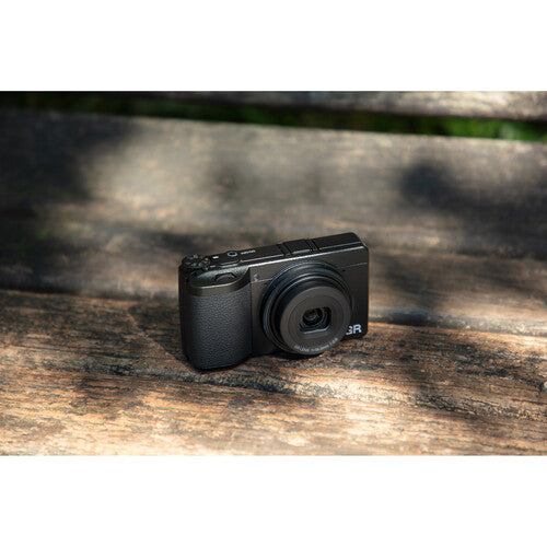 Ricoh GR IV Digital Camera 25.7MP APS-C Full HD 1080/60p (GRIV)