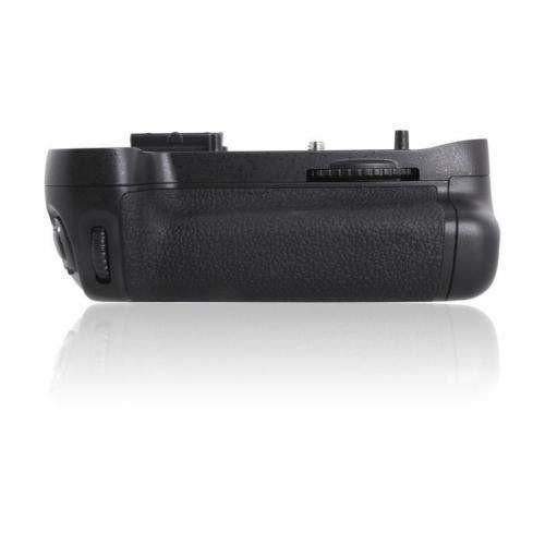 MEIKE MK-D7100 / MB-D15 Vertical Battery Grip for Nikon D7100 D7200