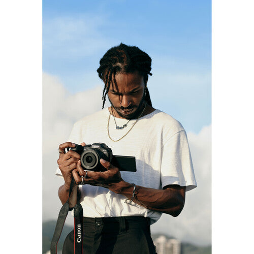 Canon EOS R7 Mirrorless Camera Body 32.5MP APS-C with RF-S 18-150mm Lens