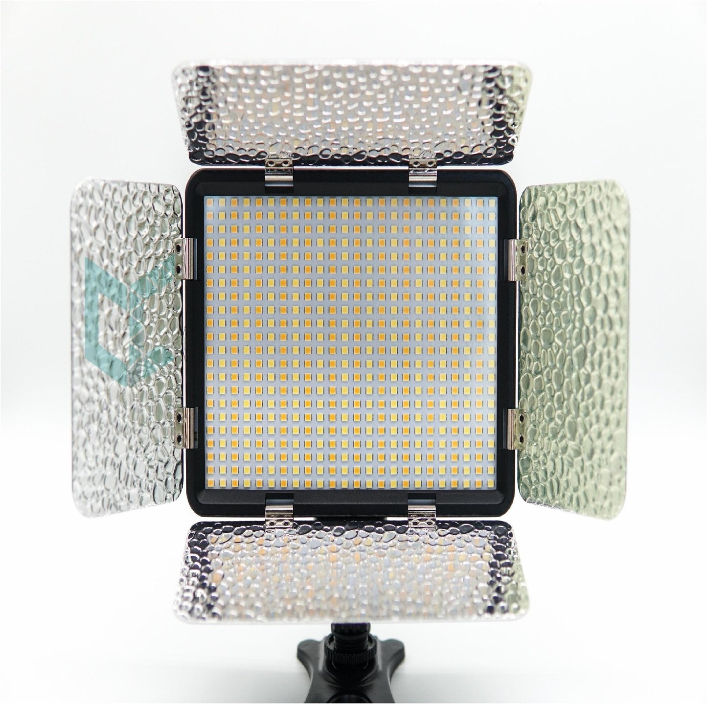 LED Video Light 528AS with Barn Doors Panel for Photography Studio Videography