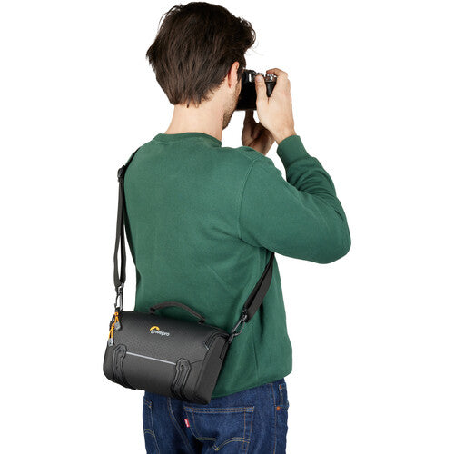 Lowepro Adventura SH 160 III Shoulder Bag (Black) for DSLR or Mirrorless & Lens Photography