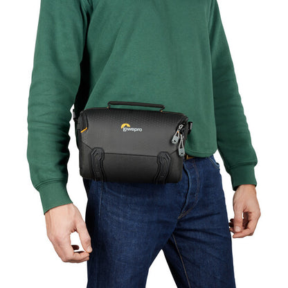 Lowepro Adventura SH 140 III Shoulder Camera Bag (Black) for Crop-Sensor Mirrorless & Lens