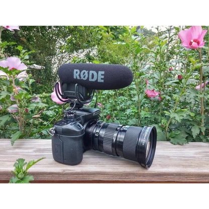 Rode VideoMic Pro Compact Directional On-Camera Microphone with Rycote Lyre Shockmount Video Mic Pro DSLR Mirrorless