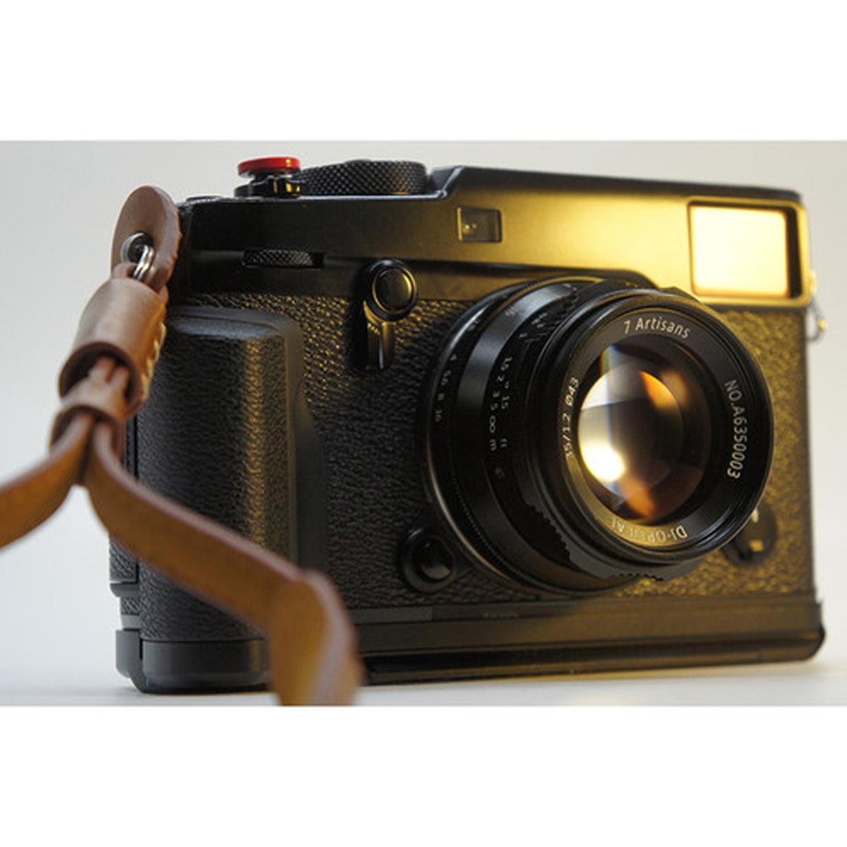 7artisans 35mm f/1.2 II Photoelectric Manual Focus Lens for Fujifilm Camera