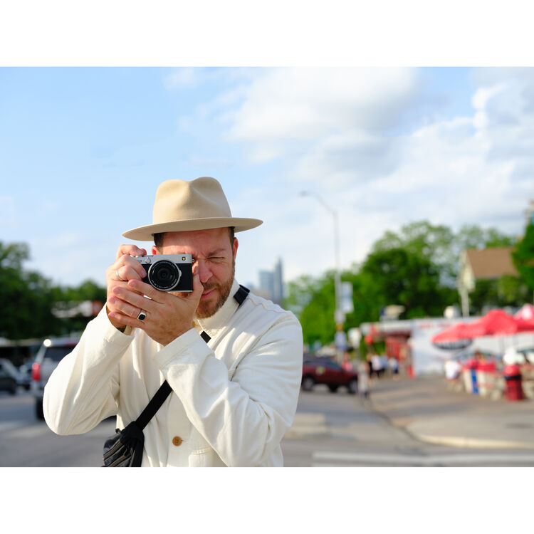 FUJIFILM X-E5 Mirrorless Camera 40.2MP APS-C X-Trans CMOS 5 HR Sensor 6.2K 30p 5-Stop IBIS