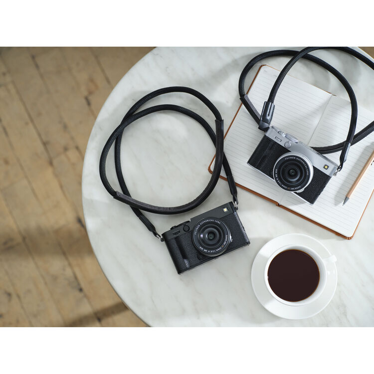 FUJIFILM X-E5 Mirrorless Camera 40.2MP APS-C X-Trans CMOS 5 HR Sensor 6.2K 30p 5-Stop IBIS