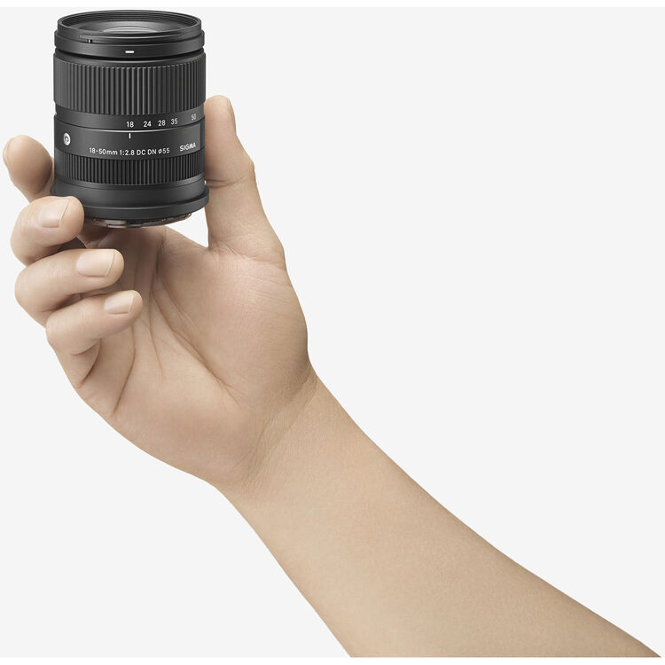 Sigma 18-50mm f2.8 DC DN Contemporary APS-C Lens for Sony E Mirrorless Cameras